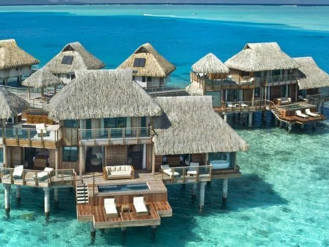<p><strong><span style="color:#800080">​</span>Ocean Restaurant-</strong> <span style="color:#800080"><strong>Bora Bora</strong></span></p>
