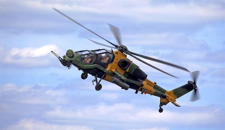 <p>Latin Amerika'nın en büyük savunma sanayi fuarı LAAD'da görücüye çıkacak T129 Atak helikopteri ile Brezilya'da gösteri uçuşu gerçekleştirildi. Brezilya Deniz Kuvvetlerinden Koramiral Alte Ganier ve Brezilya Genelkurmay Başkanlığı Lojistik ve Mobilizasyon Başkanı Tümgeneral Douglas Bassoli'nin de izlediği gösteri büyük beğeni topladı.</p>

<p> </p>

