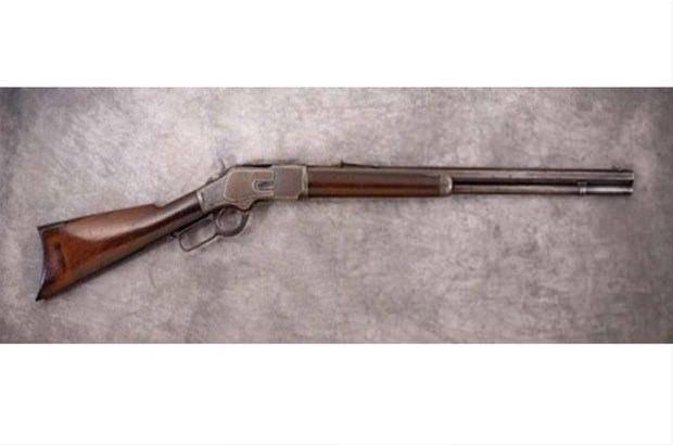 <p><br />
Uzun Namlulu Tüfekler</p>
<p>Winchester 1873</p>