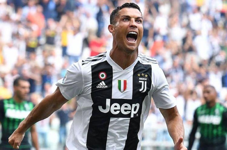 <p>2. Cristiano Ronaldo (Juventus) : 113 milyon Euro</p>
