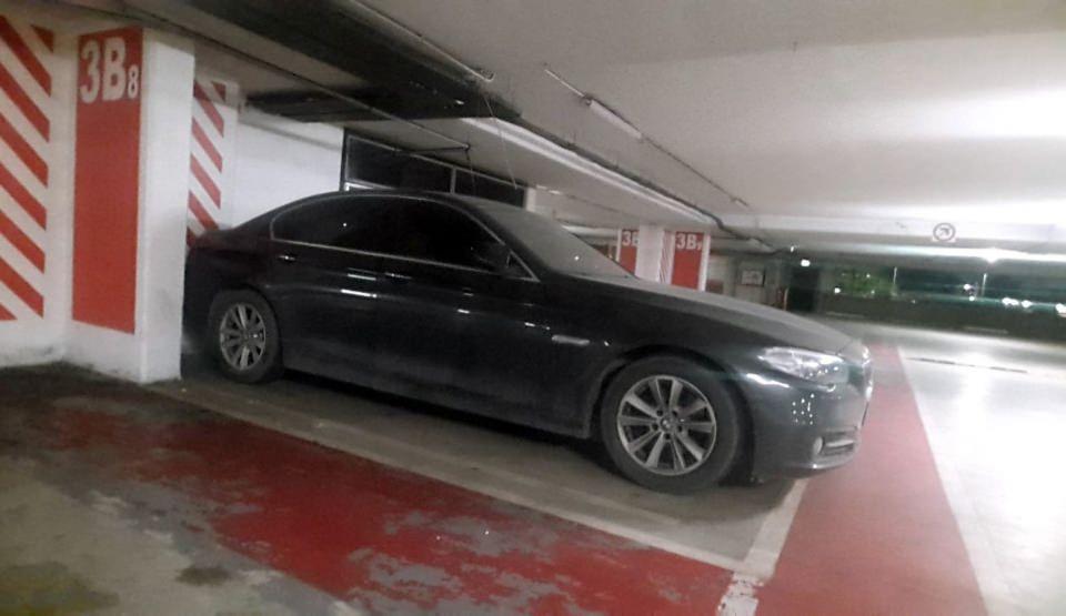 <p>Öte yandan uzun süreden beri otoparkta bekledikleri için araçların otopark ücretlerinin de arttığı öğrenildi. </p>
<p> </p>