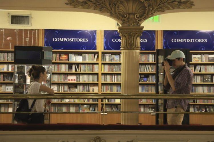 <p>El Ateneo Grand Splendid kitabevinden kareler...</p>

