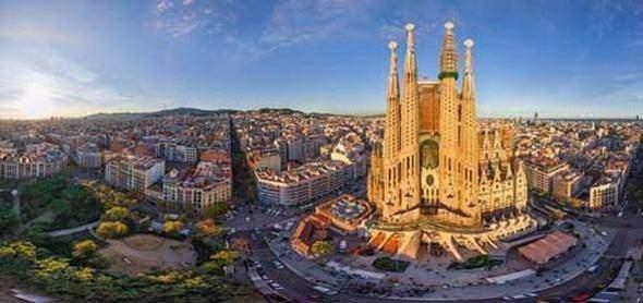 <p><strong>İspanya</strong></p>

<p>Kadınlar i&ccedil;in emeklilik yaşı:63<br />
<br />
Erkekler i&ccedil;in emeklilik yaşı:62</p>
