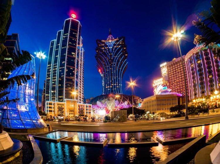 <p>9- MAKAO (&Ccedil;İN)</p>

<p>17.3 milyon ziyaret&ccedil;i, 35.6 milyar dolar</p>
