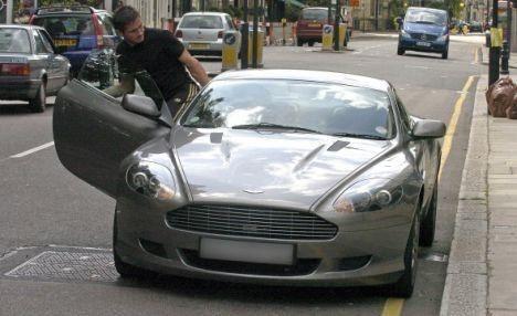 <p>FRANK LAMPARD</p>

<p>ASTON MARTİN</p>
