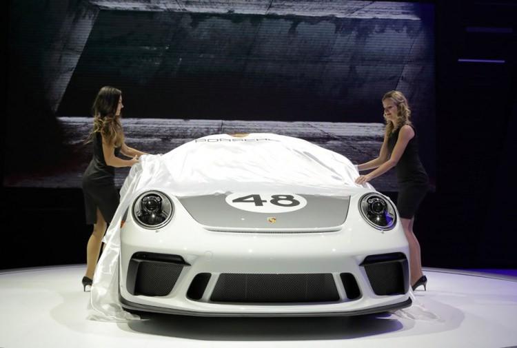 <p>Porsche 911 Speedster</p>

<p> </p>
