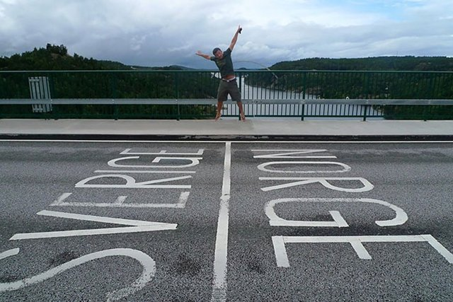 <p>İSVEÇ-NORVEÇ</p>

