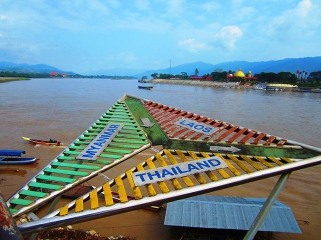 <p>TAYLAND-MYANMAY-LAOS</p>

