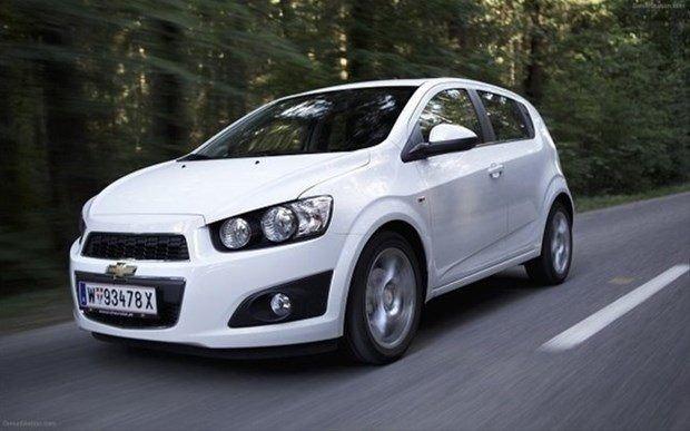 <p>Chevrolet Aveo 1.3 95HP</p>

<p>Yakıt tipi: Dizel<br />
Ortalama yakıt Tüketimi(100km): 4.7 litre</p>
