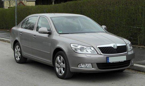 <p>SKODA OCTAVIA 1.6 TDI 110HP</p>

<p>Yakıt tipi: Dizel<br />
Ortalama yakıt Tüketimi(100km): 3.8 litre</p>
