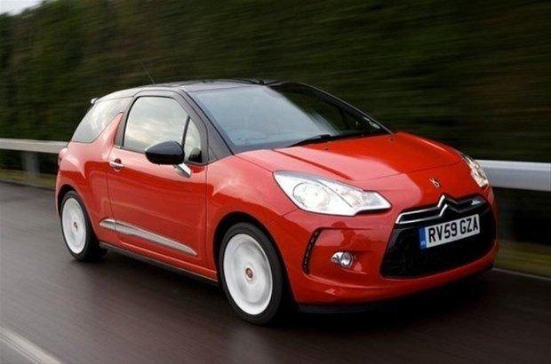 <p>Citroen DS3 1.6 DSTYLE 92HP</p>

<p>Yakıt tipi: Dizel<br />
Ortalama yakıt Tüketimi(100km): 4.2 litre</p>
