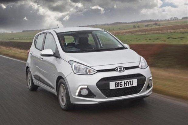 <p>Hyundai I10</p>

<p>Yakıt tipi: Benzin/LPG<br />
Ortalama yakıt Tüketimi(100km): 6.5 litre</p>
