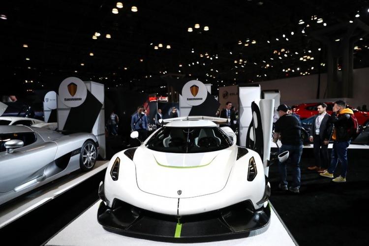 <p>Koenigsegg Jesco</p>

<p> </p>
