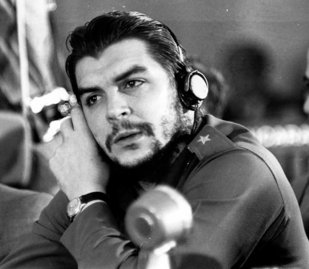 <p>Vur, korkak herif, sonuçta sadece bir adam öldüreceksin. - Ernesto Che Guevara</p>