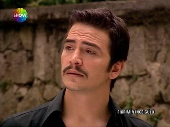 <p>AHMET KURAL - 2007 FİKRİMİN İNCE GÜLÜ</p>
<p> </p>