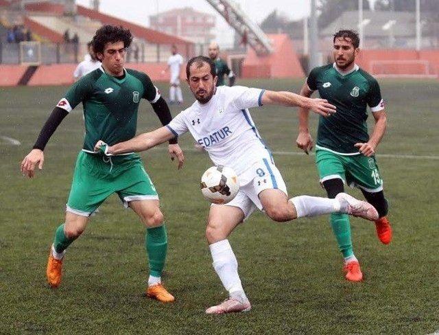 <p>Bakırköyspor</p>
<p>Süper Lig'de yer aldığı sezon sayısı: 3</p>
<p>Şu an bulunduğu lig: İstanbul amatör küme</p>