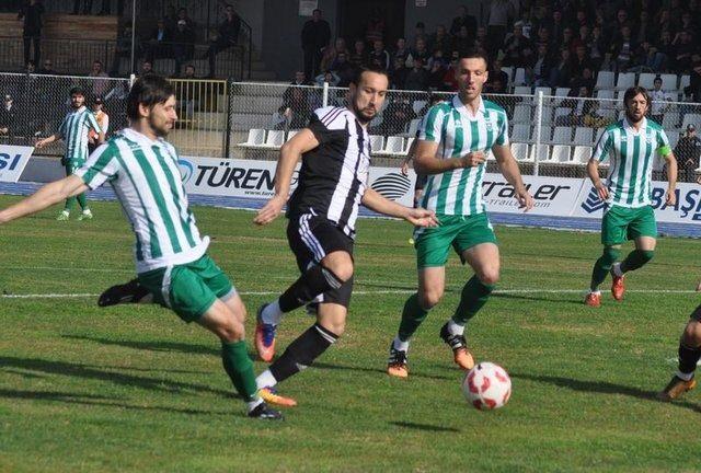 <p>Aydınspor</p>
<p>Süper Lig'de yer aldığı sezon sayısı: 3</p>
<p>Şu an bulunduğu lig: Bölgesel Amatör Lig</p>