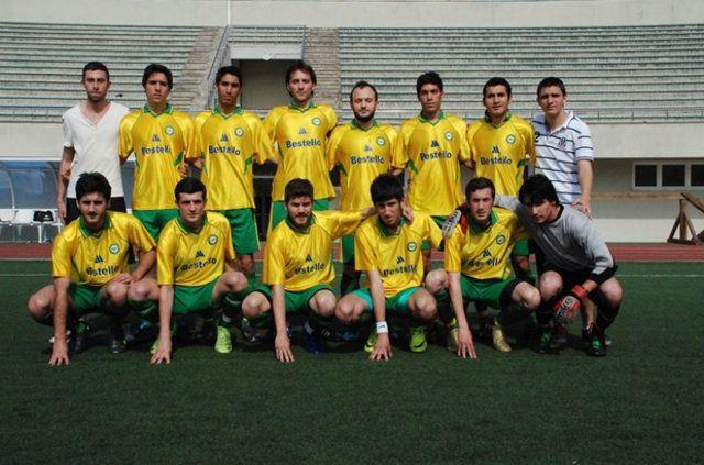 <p>Yeşildirek</p>
<p>Süper Lig'de yer aldığı sezon sayısı: 2</p>
<p>Şu an bulunduğu lig: İstanbul amatör</p>