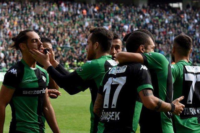 <p>Sakaryaspor</p>
<p>Süper Lig'de yer aldığı sezon sayısı: 11</p>
<p>Şu an bulunduğu lig: 2. Lig Beyaz Grup</p>