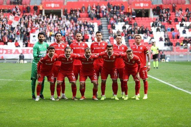 <p>Samsunspor</p>

<p>Süper Lig'de yer aldığı sezon sayısı: 30</p>

<p>Şu an bulunduğu lig: Spor Toto 1. Lig</p>
