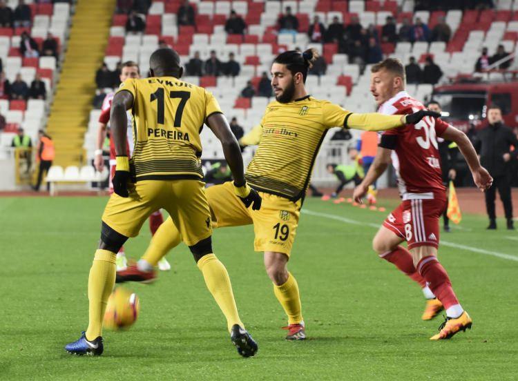 <p>7. Yeni Malatyaspor: 45 puan</p>
<p> </p>