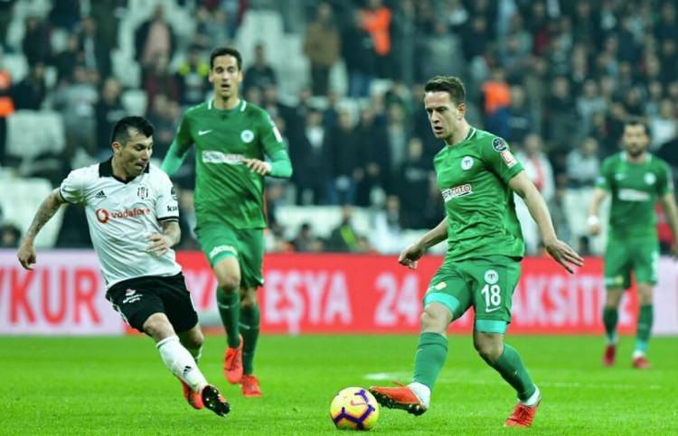<p>9. Konyaspor: 43 puan</p>
<p> </p>