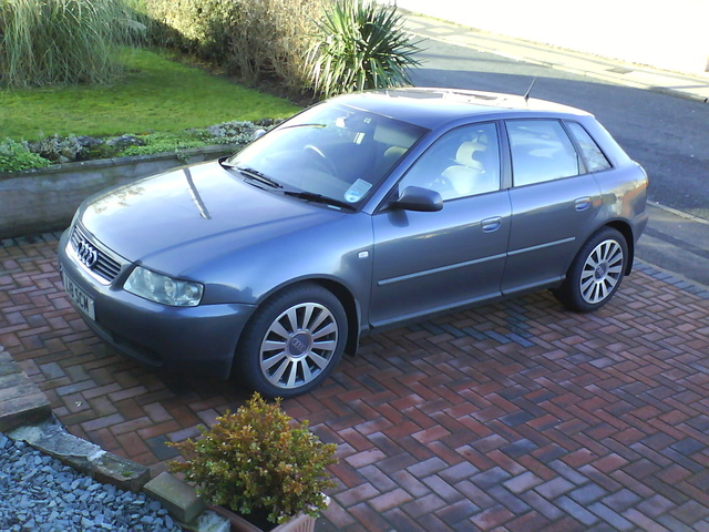 <p>Audi A3 2001 model</p>

<p> </p>
