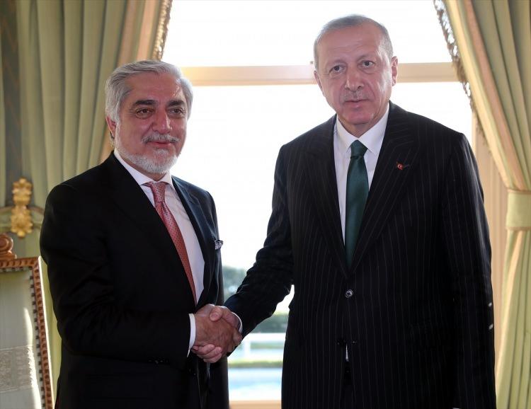 <p>Türkiye Cumhurbaşkanı Recep Tayyip Erdoğan, Afganistan İcra Kurulu Başkanı Abdullah Abdullah'ı kabul etti.</p>
<p> </p>