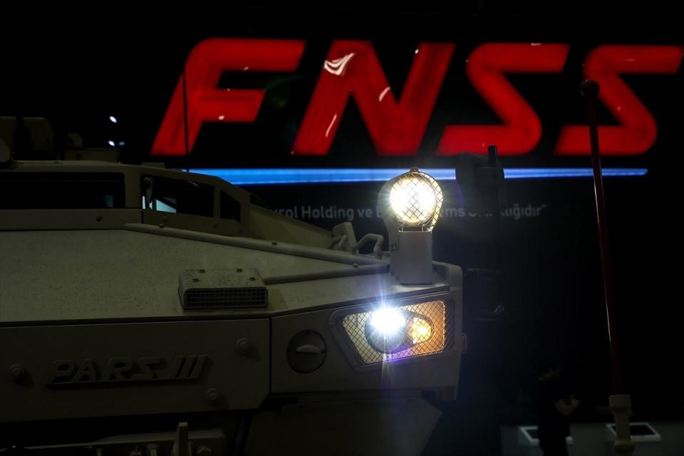 <p>Pars modeli zırhlı araç</p>
