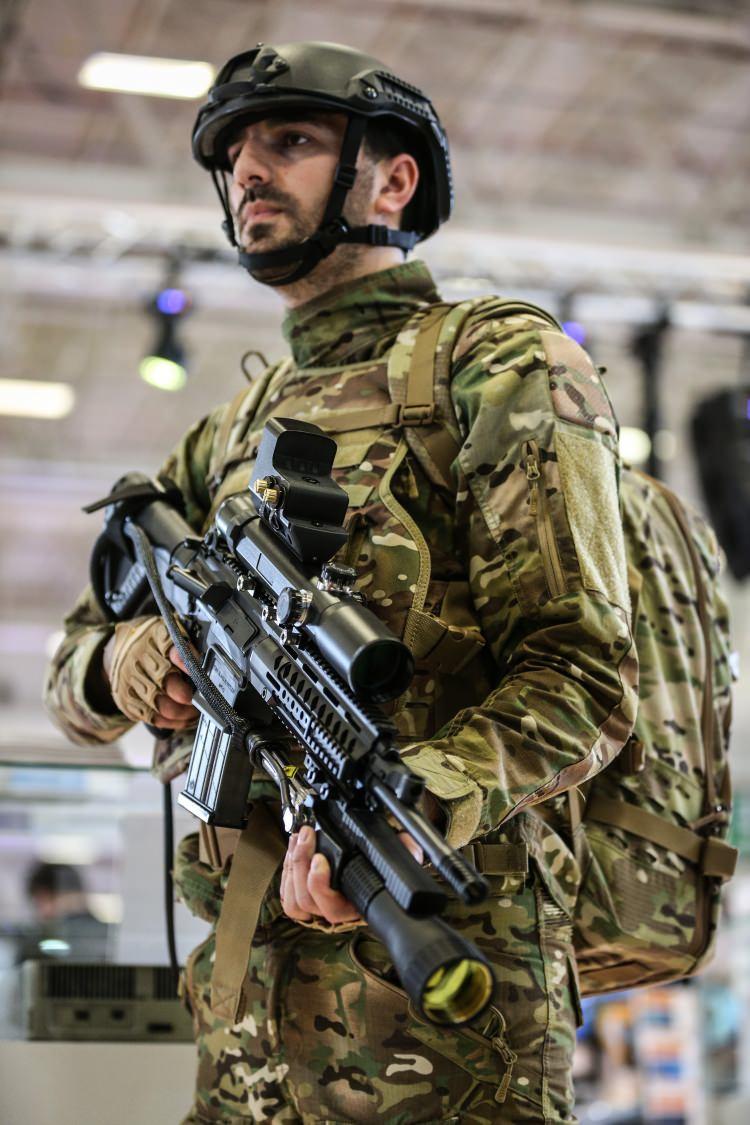 <p>Şu an hiçbir ihracat iznine tabii olmadan bu lazerleri savunma uygulamaları için üretebiliyoruz, kullanabiliyoruz.</p>