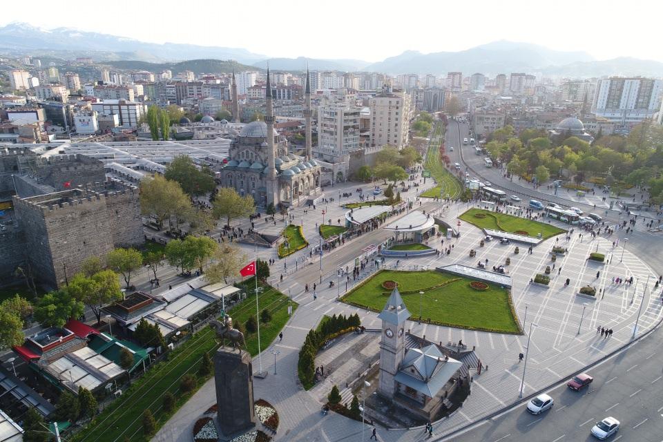 <p>Bürüngüz Camisi - Kayseri</p>