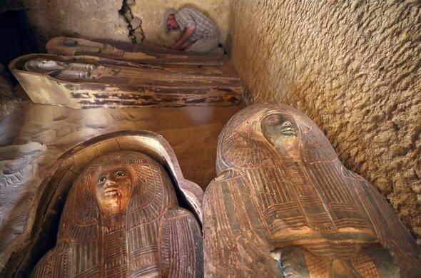 <p>Eski Mısır Bilimcisi Zahi Hawass, bahsi geçen keşif için tüm dünyanın beşinci hanedanlık dönemine ait bulguları merakla takip ettiğini söyledi.</p>

<p> </p>
