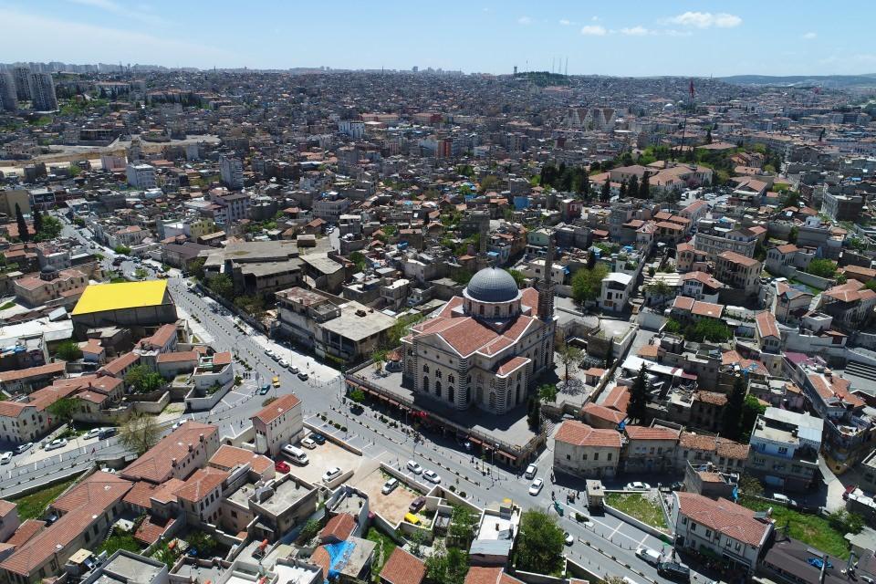 <p>Kurtuluş Camisi - Gaziantep</p>

