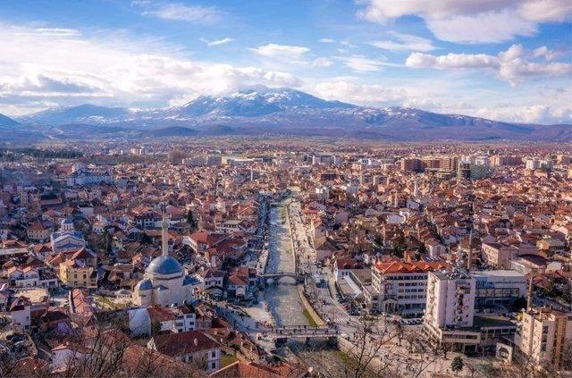 <p>7 KOSOVA</p>
<p>Dindar bir insanım: 94%</p>
<p>Dindar değilim: 3%</p>
<p>Ateistim: 0%</p>
<p>Yanıt yok: 3%</p>
<p> </p>