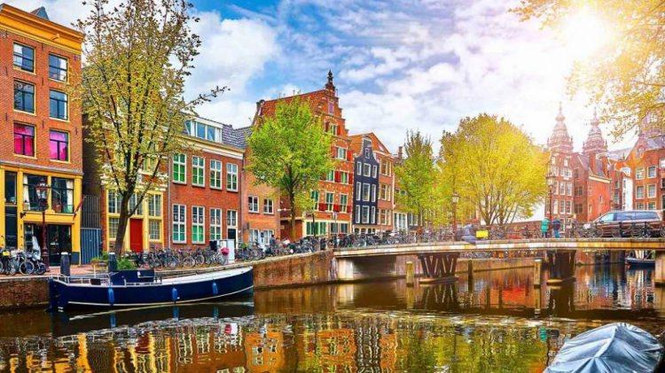 <p>Amsterdam - Hollanda: 38</p>
<p> </p>
