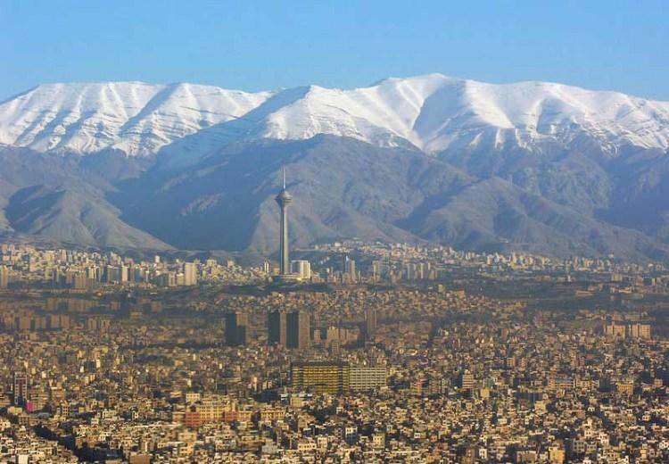 <p>İran'ın başkenti Tahran'da 15 saat 26 dakika,</p>
<p> </p>