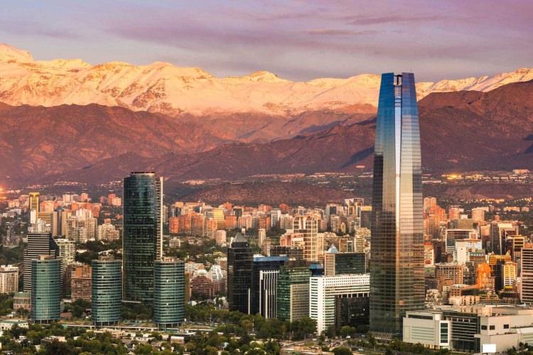 <p>Şili'nin başkenti Santiago'da 12 saat 4 dakika,</p>
<p> </p>