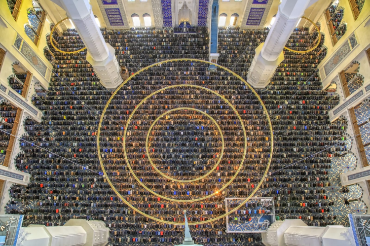 <p>Büyük Çamlıca Camisi - İstanbul<br />
<br />
Fotoğraf: Cemil Şahin<br />
</p>