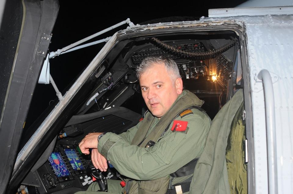 <p>'TCG Salihreis' firkateyninden yeri tespit edilen düşman su üstü hedefi, 'Albatros' güdümlü mermi atılarak batırıldı.</p>
