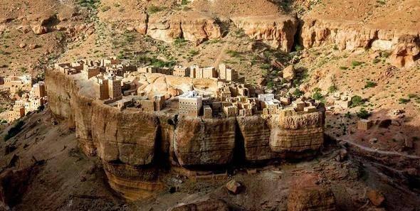 <p>Yağışlı mevsimde akmaya başlıyor ama kısa süre sonra kuruyorlar. Denizden uzak yaşayan insanlar için hayatın tek kaynağı da bu kısa süreli akan sular.</p>

<p> </p>
