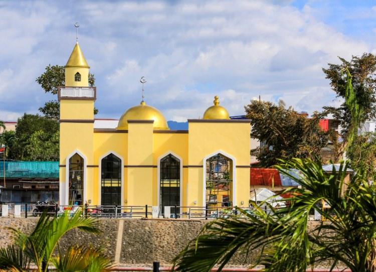 <p>FİLİPİNLER : FATİH CAMİİ</p>