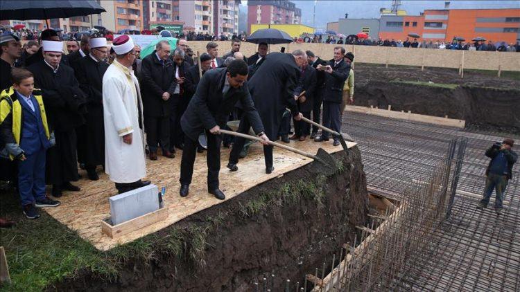 <p>BOSNA HERSEK : OLOVO AHİ EVRAN-I VELİ KIRŞEHİR CAMİİ (yapımı henüz bitmedi)</p>