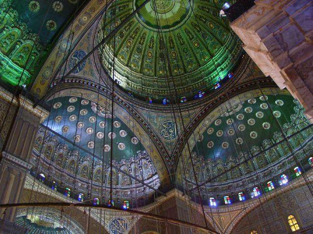 <p> Birisine bir şey vaat ettiği zaman yerine getirir, sözünden kesinlikle dönmezdi.</p>

<p> </p>
