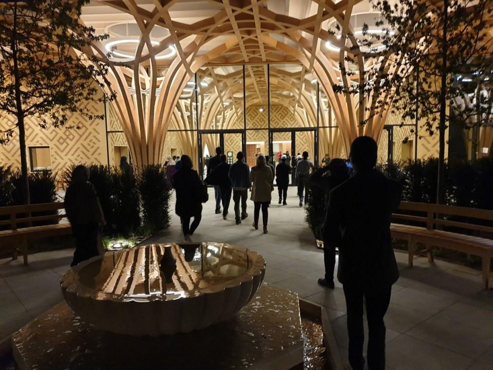 <p>Cambridge'de altı bin Müslüman yaşıyor.</p>
