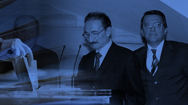 <p>Yıl 1999, genel seçimler. Oyumu RP’den sonra kurulan Fazilet Partisine veriyorum. Ama yine aynı şeyler oluyor. Seçerek meclise gönderdiğim milletvekilini ‘’dışarı, dışarı’’ naraları ile meclisten dışarı atıyorlar. Hakaretin ardı arkası yok. Üstelik partiyi de kapatıyorlar. Yine seçtiğim milletvekilleri için siyasi yasaklar koyuyorlar. Yani verdiğim oyları yine yok sayıyor, hepsini çöpe atıyor ve üstelik de bize hakaret ediyorlar. Her defasında… Çaresizlik içindeyiz...</p>
<p> </p>