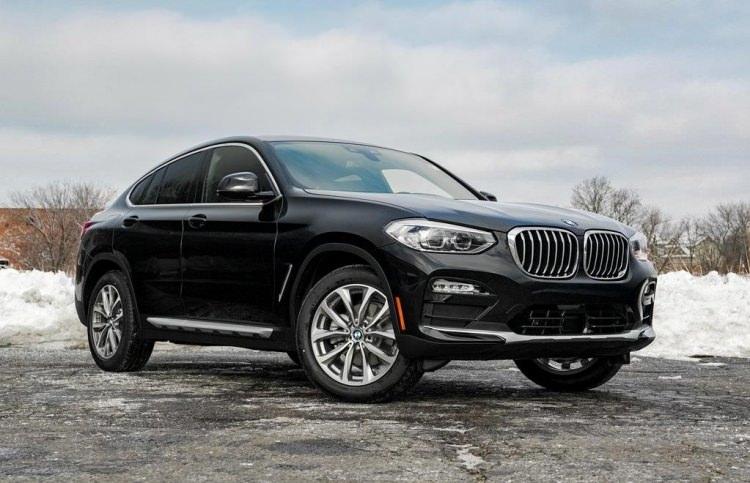<p>BMW X4<br />
&nbsp;</p>
