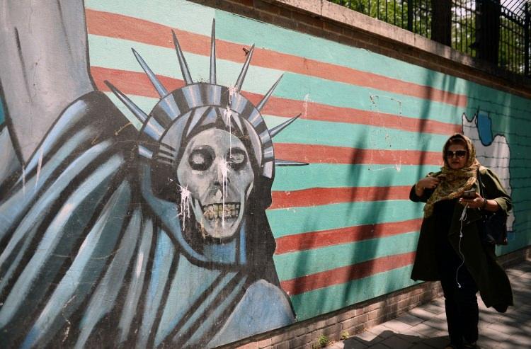 <p>Trump'tan sonra Demokratların başa geleceği ve ABD'nin tekrar İran ile nükleer anlaşmaya döneceği öngörüsünde bulunan Alizade, şunları söyledi:</p>

<p> </p>
