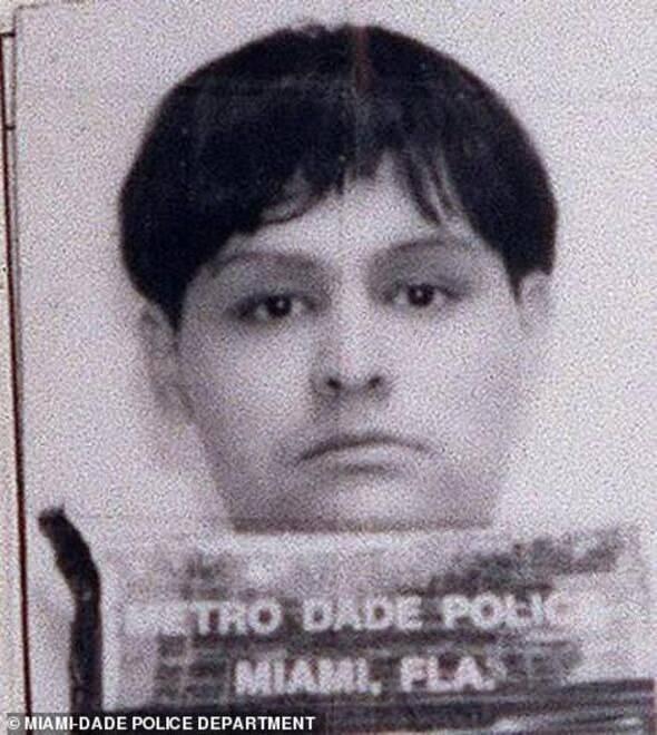 <p>Kolombiya doğumlu Gignac'ın, 7 yaşında ABD'nin Michigan eyaletinde yaşayan bir aile tarafından evlat edinilmiş olduğu açıklandı.</p>
