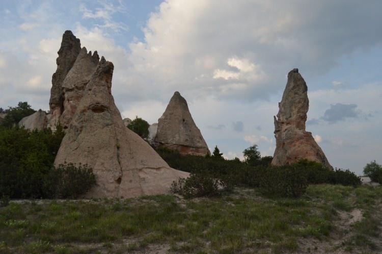 <p>Vadinin İhsaniye ilçesinde yer alan kısmının son dönemde doğa, tarih ve kültür turizmi için cazibe merkezi haline gelmeye başladığına dikkati çeken Özçelik, şöyle konuştu:</p>