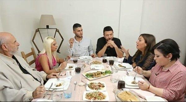 <p>Program TV8 ekranında yayın hayatına devam ediyor.</p>